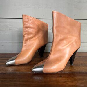 Amazing Isabel Marant "Lapio" Silver-Tip Leather Booties, Size 39